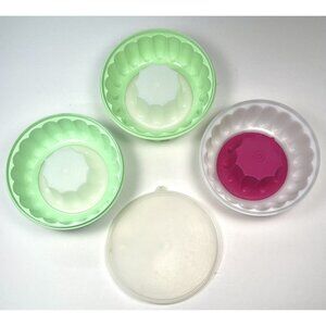 Lot 3 TUPPERWARE 9" Jell-O Mold Green (2) 1201-11 Hot Pink (1) 1201-21 +Lid READ